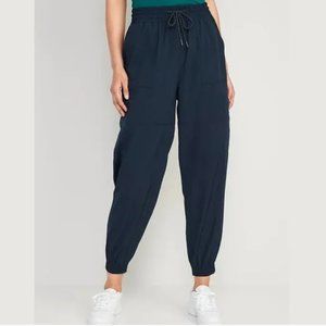NWT Old Navy Extra High-Waisted StretchTech Performance Cargo Jogger Pants